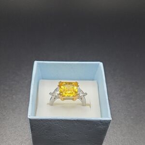 Elegant Yellow Gemstone Silver Ring